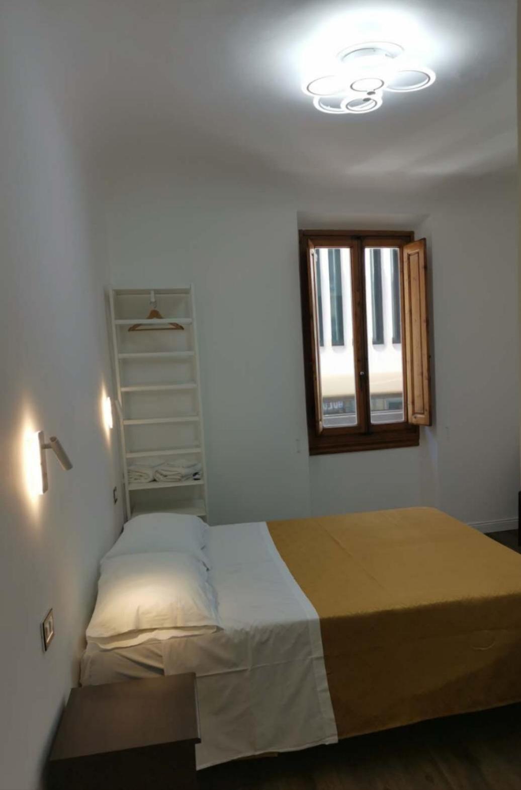 Affitta Camere Mimi Family Florence Extérieur photo